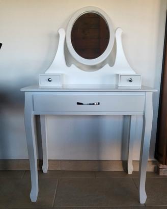 tavolino da trucco