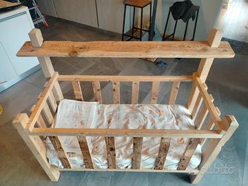 Lettino prima infanzia 