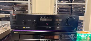 Amplificatore Luxman  LV-100