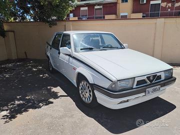 Alfa Romeo 75 1.6 i.e. (1991) - Look Twin Spark