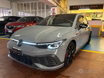 Volkswagen Golf GTI 2.0 TSI clubsport 300CV