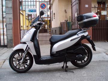 Piaggio Carnaby 250 ie