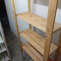 scaffale in legno