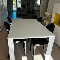 Tavolo bianco (Alf da fre’)allungabile  a 2 metri