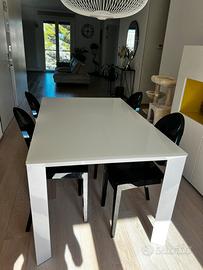 Tavolo bianco (Alf da fre’)allungabile  a 2 metri