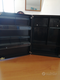 Mobiletto bagno/mille usi