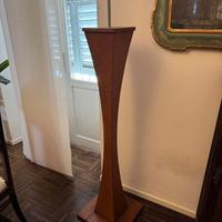 Elegante Piantana in Pelle Stile Coccodrillo