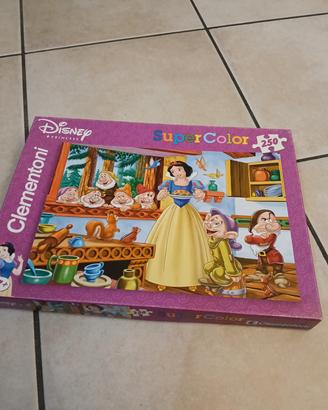 puzzle super color Biancaneve e i 7 nani