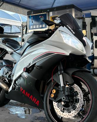 Yamaha r6 2015