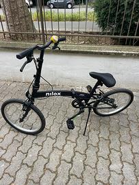 Bicicletta pieghevole Nilox X0 nera con ruote 20