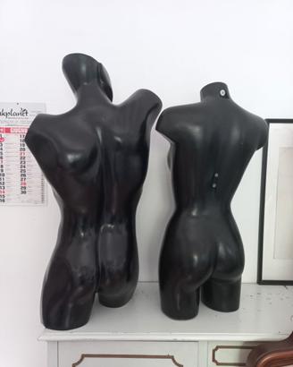 Coppia manichini uomo donna