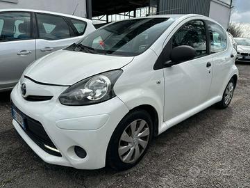 Toyota Aygo 1.0 12V VVT-i 5 porte Active Connect