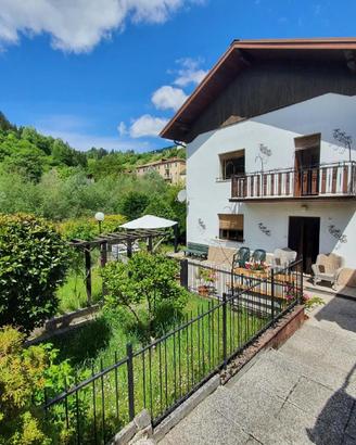 CASA DI TESTA CON GIARDINO PRIVATO