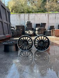 Cerchi in lega da 19”