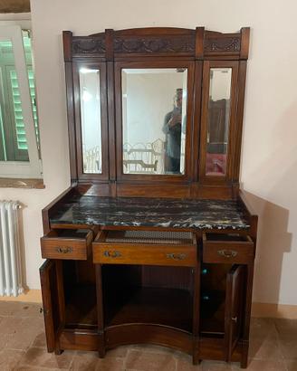 Toilette stile liberty
