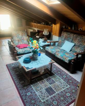 divano letto due posti con poltrona 
