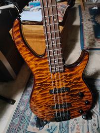 Basso 4c Peavey Millennium Bxp, pari al nuovo!!