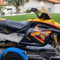 Motoslitta Skidoo