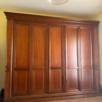 Armadio in legno massello 6 ante con comodini