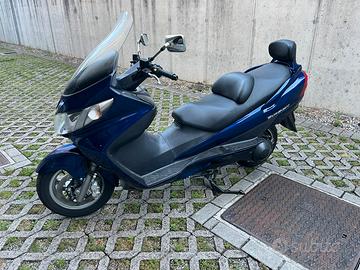 Scooter Suzuki Burgman 250