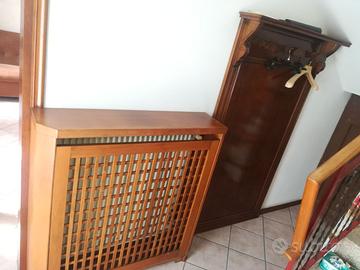 Copri termosifone e attaccapanni in legno