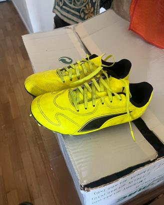 Scarpa calcio puma n36