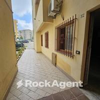 BILOCALE CON INGRESSO AUTONOMO