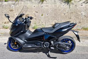 tmax 560