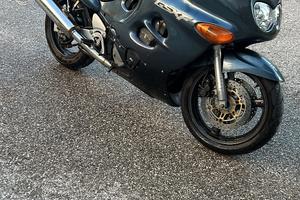 Suzuki GSX 750 F - 2000