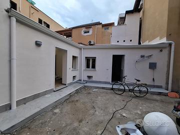 3 vani zona Zisa pressi via Cipressi