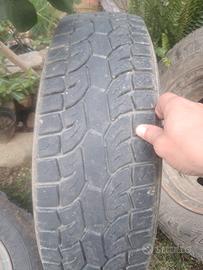 4 gomme fuoristrada
