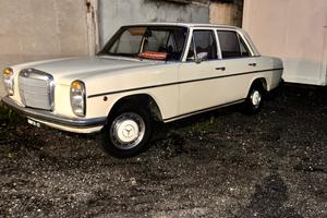 ⚠️mercedes e200⚠️