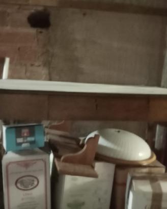 Tavolino in legno