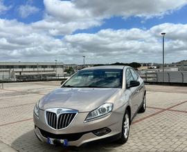 Lancia delta 1.6 diesel allestimento oro