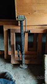 1 cric auto vecchie e epoca 1 nero e 1 bianco a sc