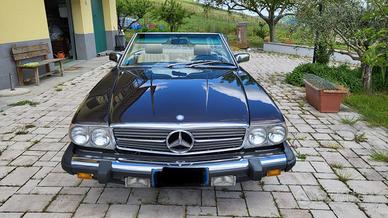 Mercedes Benz 560SL CABRIO - Daimler Benz 107