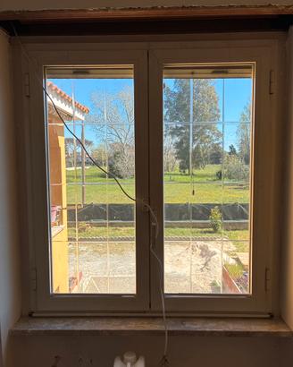 Finestre in alluminio doppio vetro