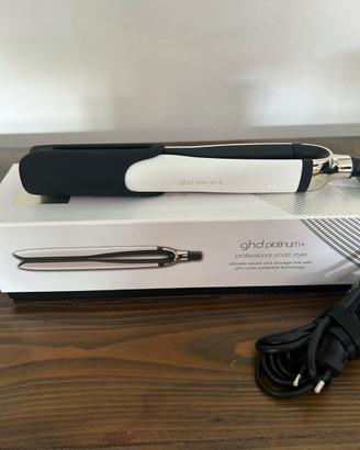 GHD PLATINUM+ PROFESSIONAL HAIR STRAIGHTENER