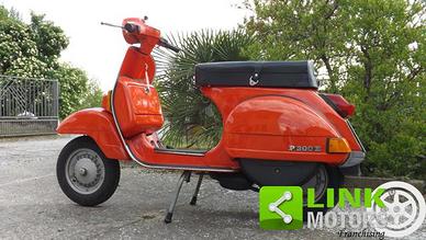 PIAGGIO Vespa P 200 E anno funzionante e ben t