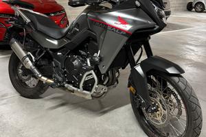 Honda transalp 750
