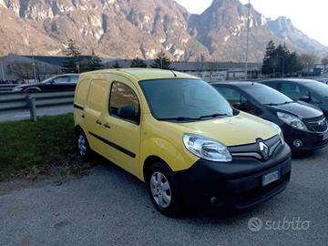 RENAULT Kangoo 1.5 dCi 5900 €