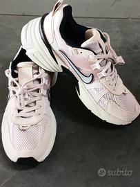 Scarpe donna Nike, taglia 7 (US) - 40 (EU)