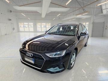 Audi A4 avanti 30 TDI diesel automatico 136cv