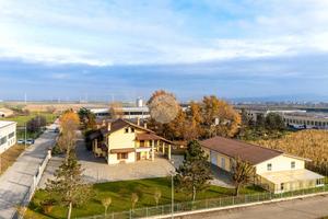 VILLA SINGOLA A NARZOLE