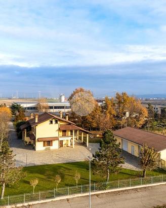 VILLA SINGOLA A NARZOLE
