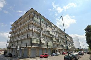 LOCALE COMMERCIALE LIBERO SUBITO