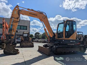 Escavatore Hyundai 80CR9, anno 2015