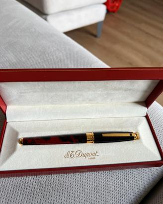 Penna stilografica