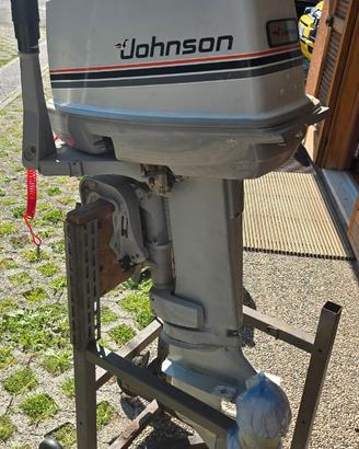 Fuoribordo Johnson 521