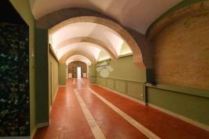 NEGOZIO A FOLIGNO